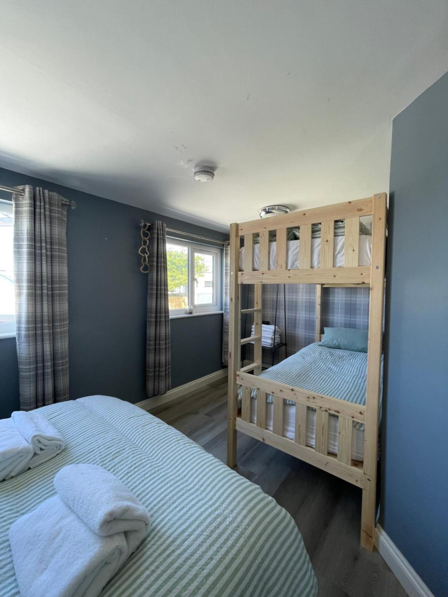 Shore Lodge New Quay Eksteriør billede