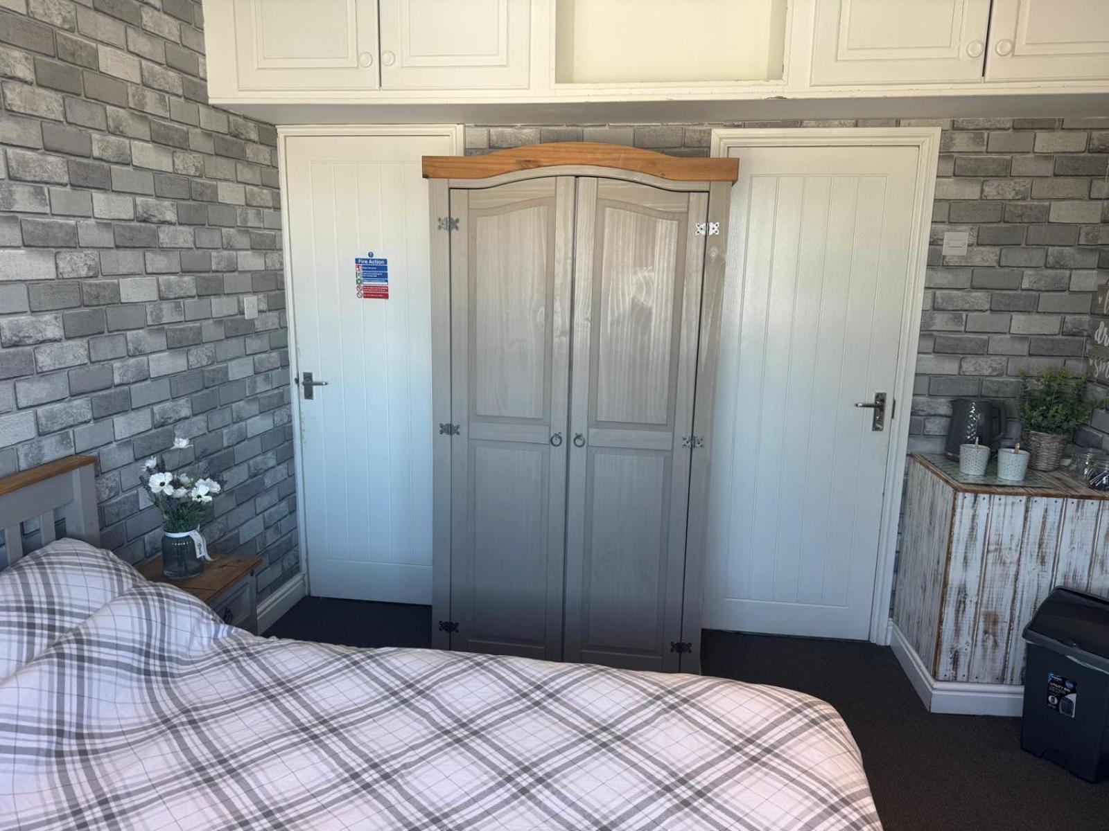 Shore Lodge New Quay Eksteriør billede